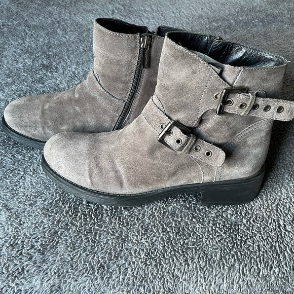Aquatalia Shoes - Aquatalia Brown Suede Double Buckle Moto Boots size 10 Made in Italy